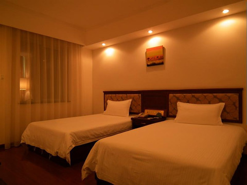 格林豪泰南宁大沙田广场商务酒店主图