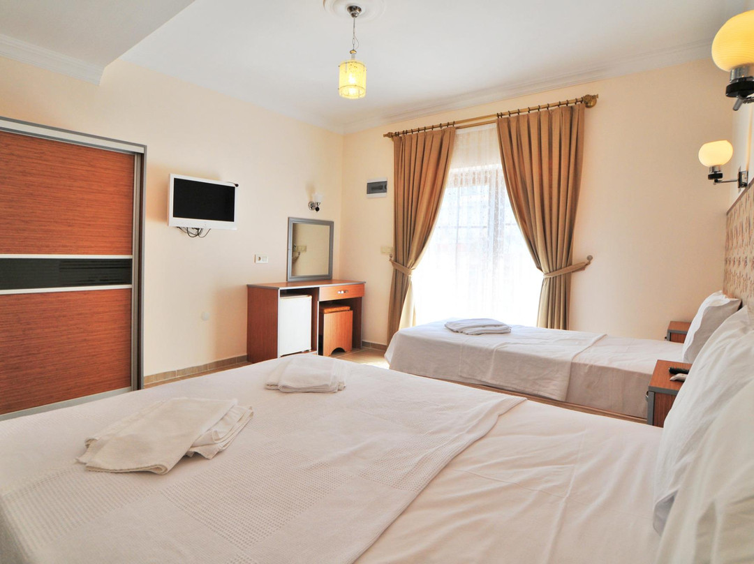 Manolya Hotel