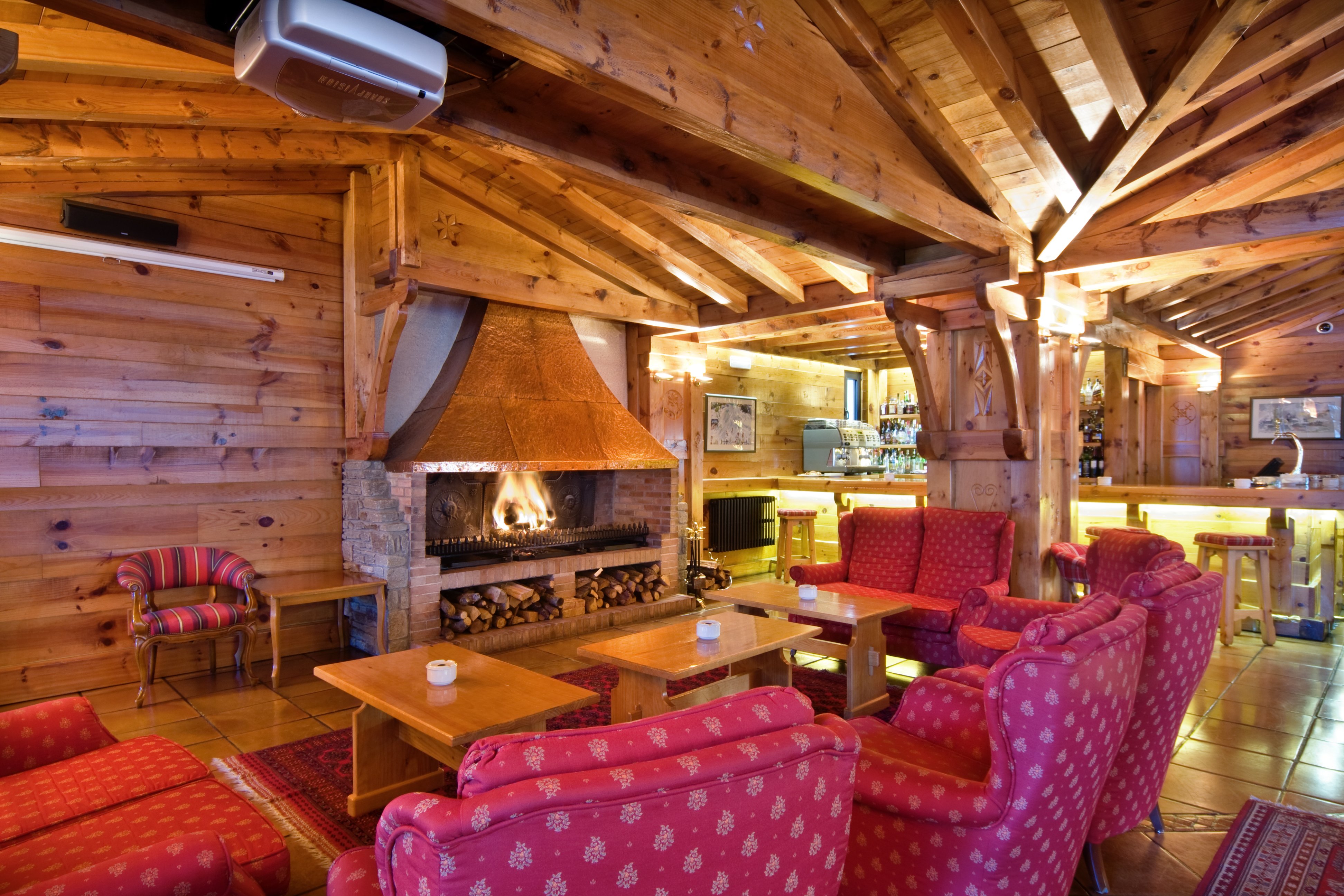 Hotel Rutllan & Spa-官方