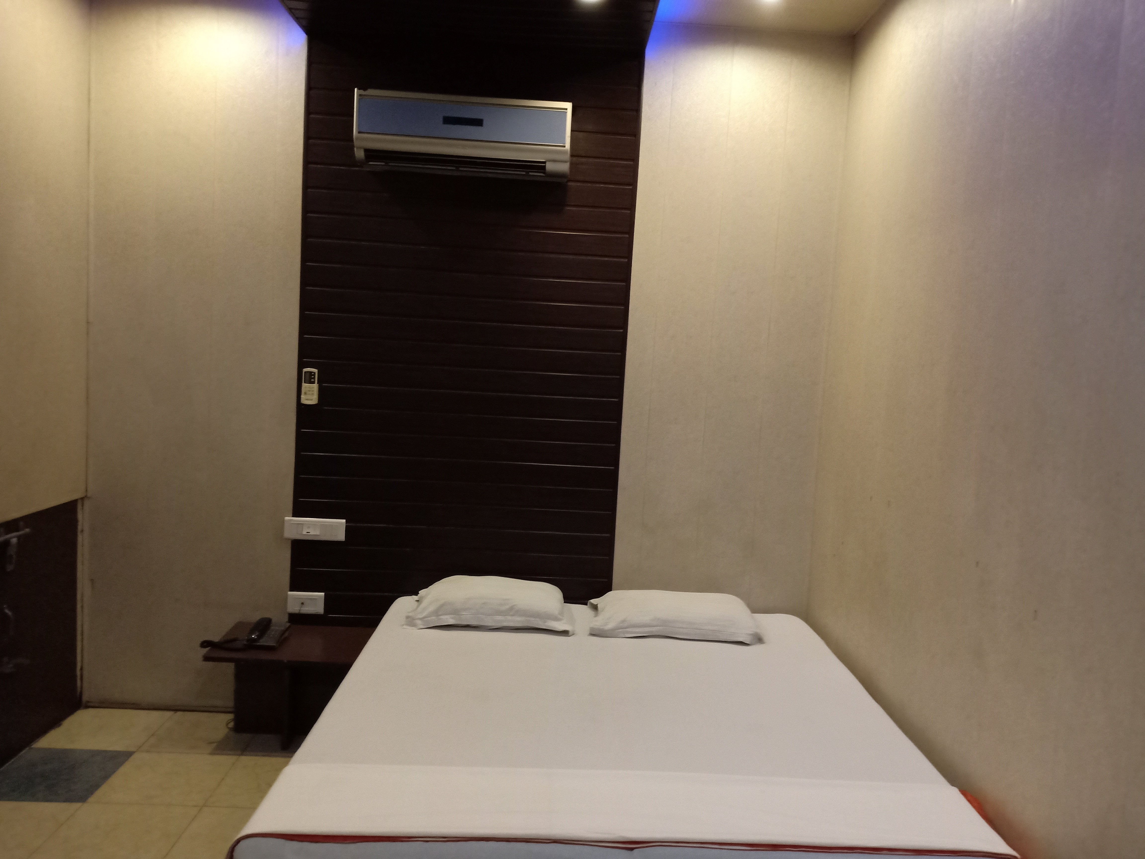 Natraj Hotel-官方