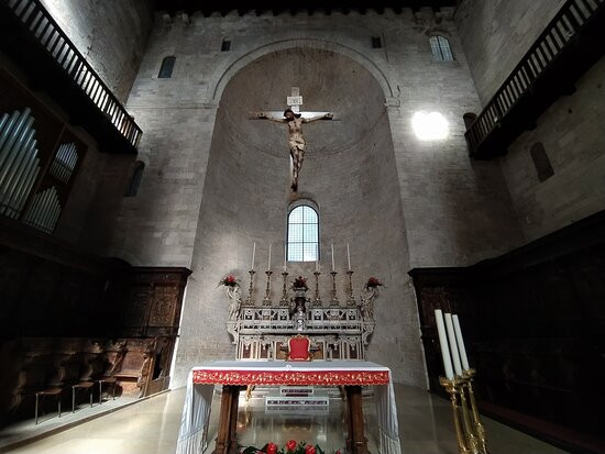 Concattedrale di San Pietro Apostolo (Bisceglie)-比谢列必去景点