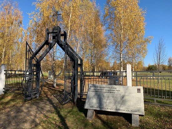 Military Memorial Cemetery景点图片