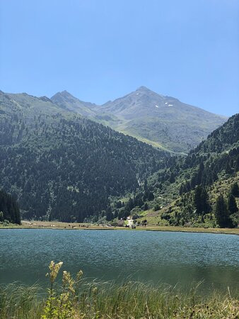 Lac De Tueda景点图片