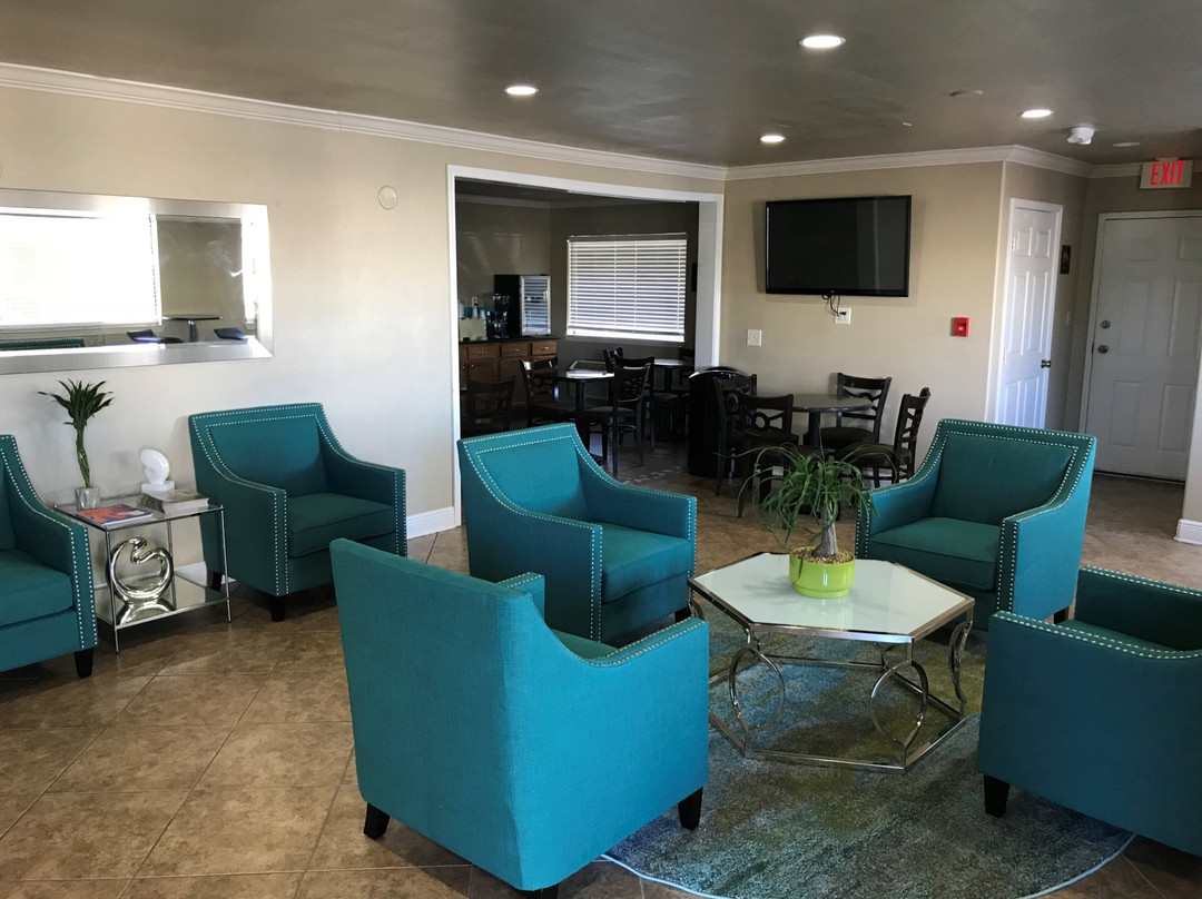 Days Inn by Wyndham Foley