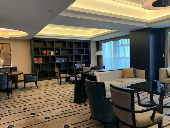 义乌皇冠假日酒店主图