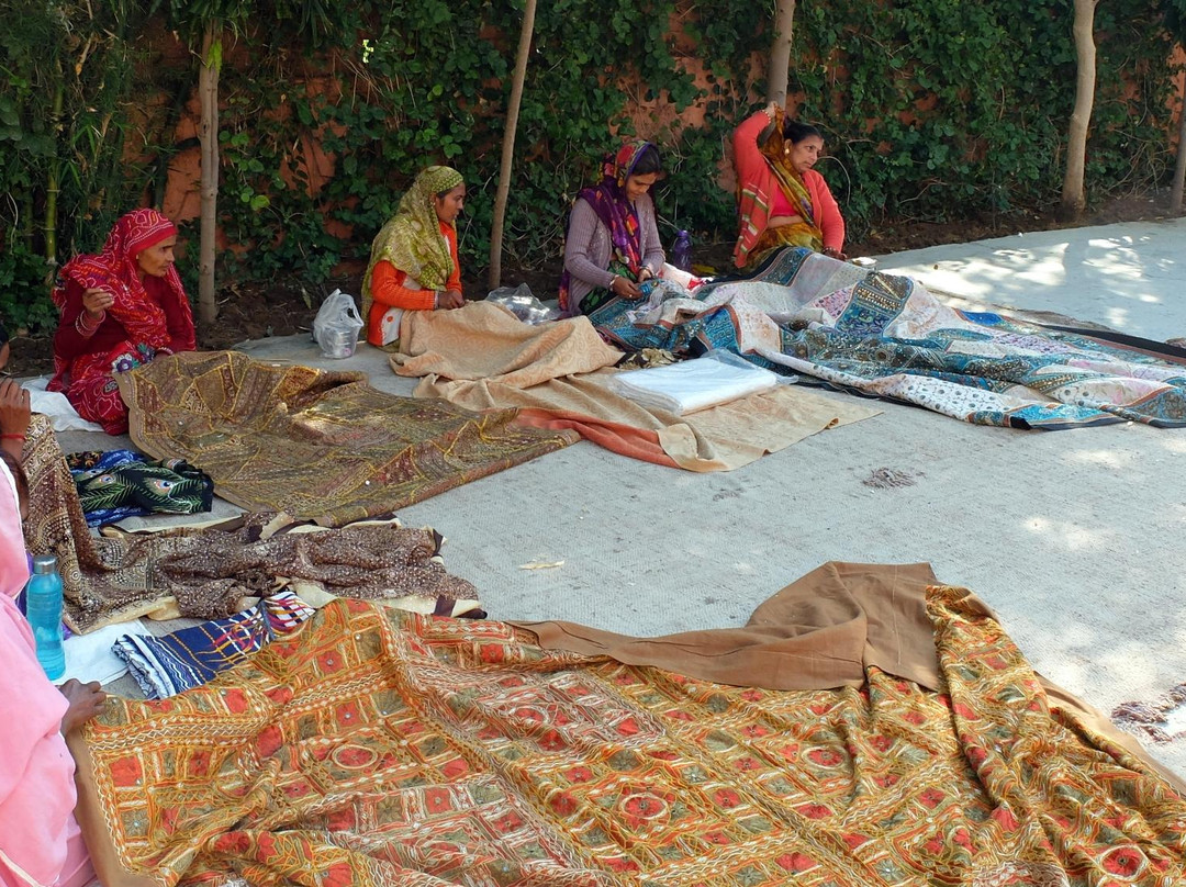 Village Women Craft景点图片