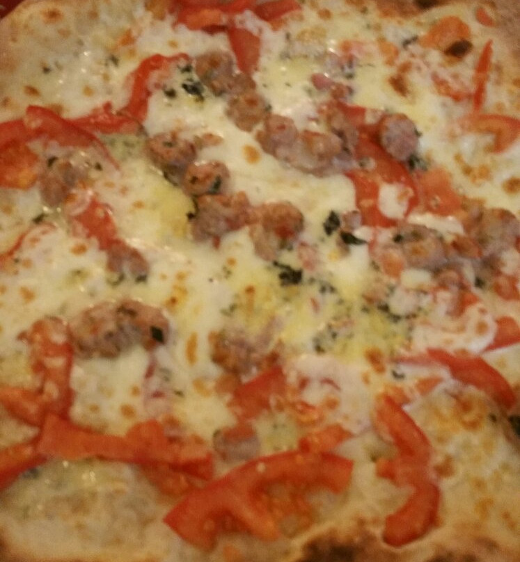 Ganzirri餐馆和美食-Pizzeria Camelot