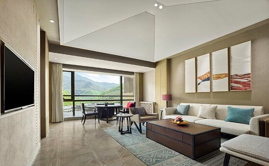 九寨康莱德酒店主图