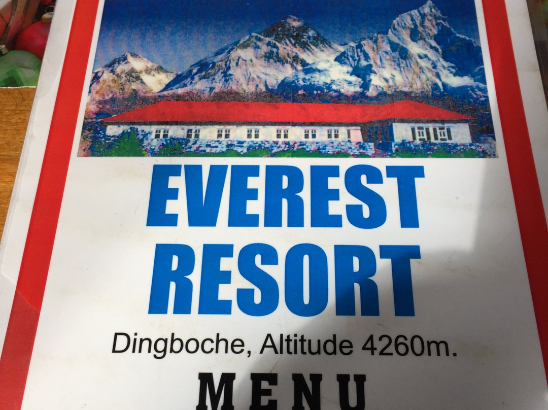 Everest Resort