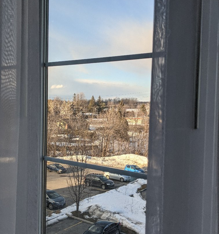 Impéria Hôtel & Suites St-Eustache主图