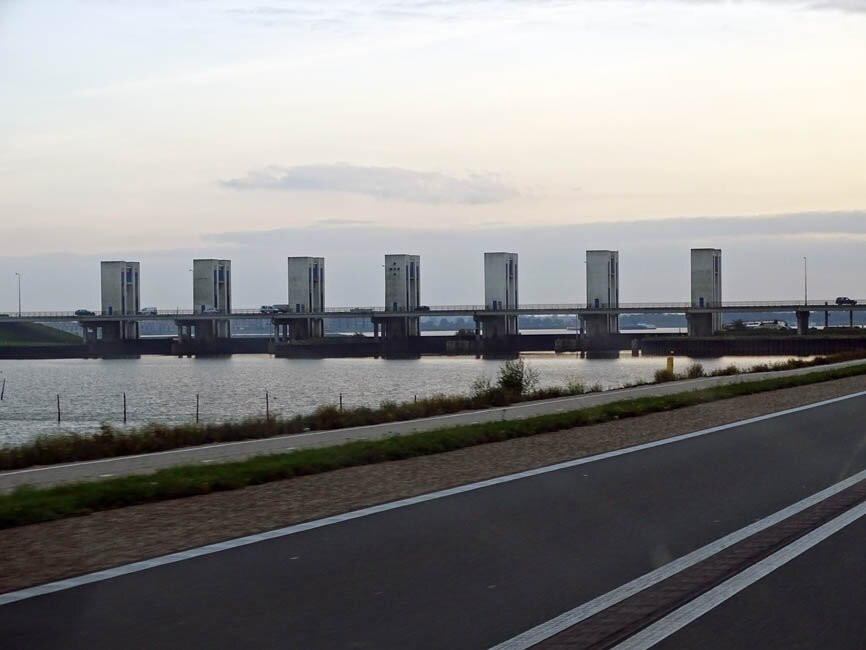 Houtribdijk-莱利斯塔德必去景点