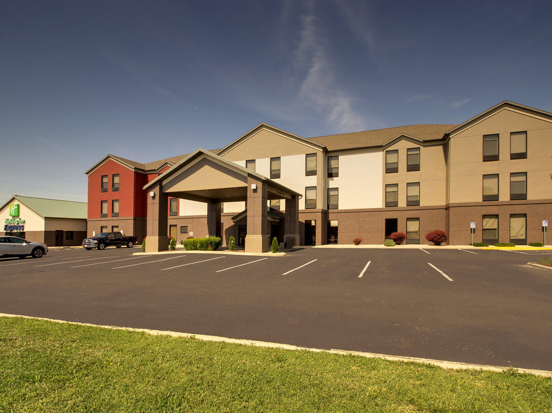 Holiday Inn Express & Suites Lebanon By IHG主图