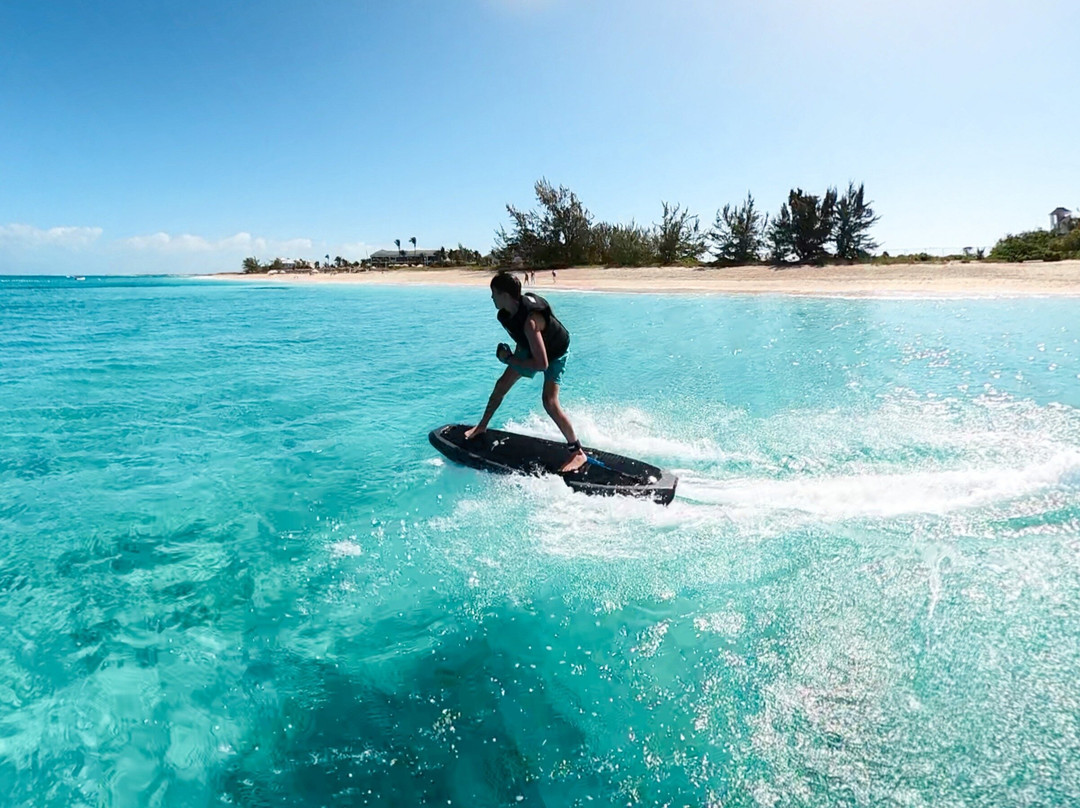 ESURF TCI - Electric Surfboard Rental-普罗维登西亚莱斯必去景点