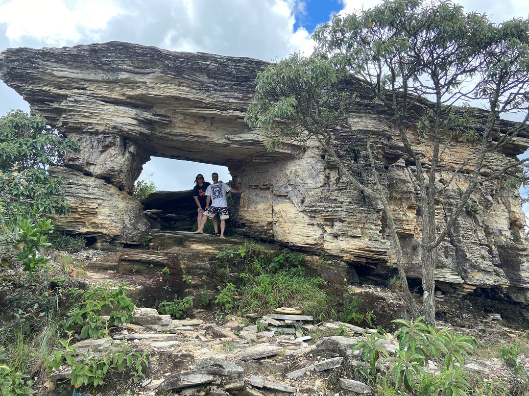 Pedra Furada-Sao Thome das Letras必去景点