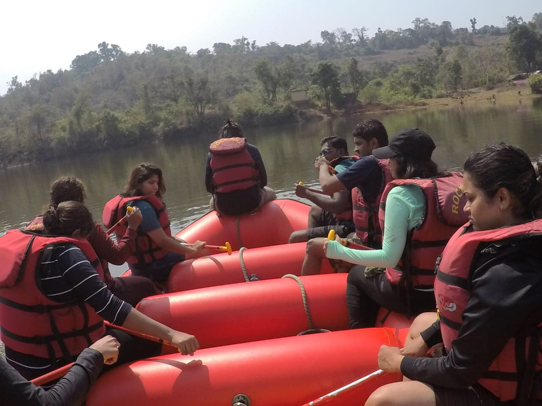 TripPlatform.com's Rafting at Kolad Day Package景点图片