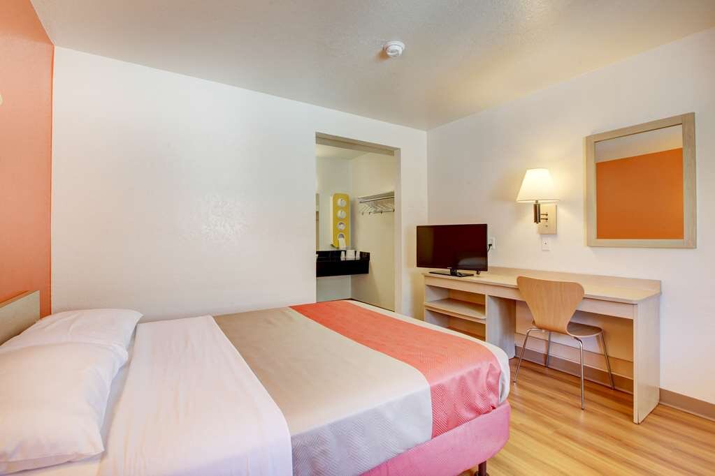 Motel 6 Westminster North-官方