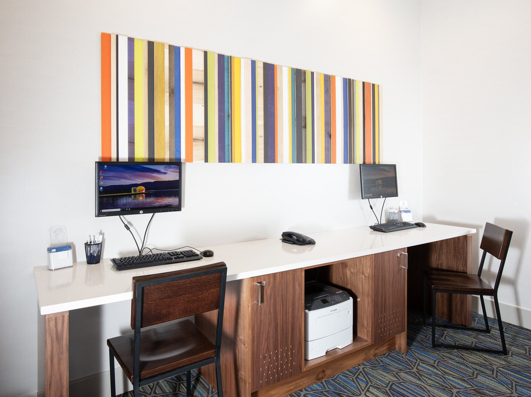 Holiday Inn Express 大草原城主图