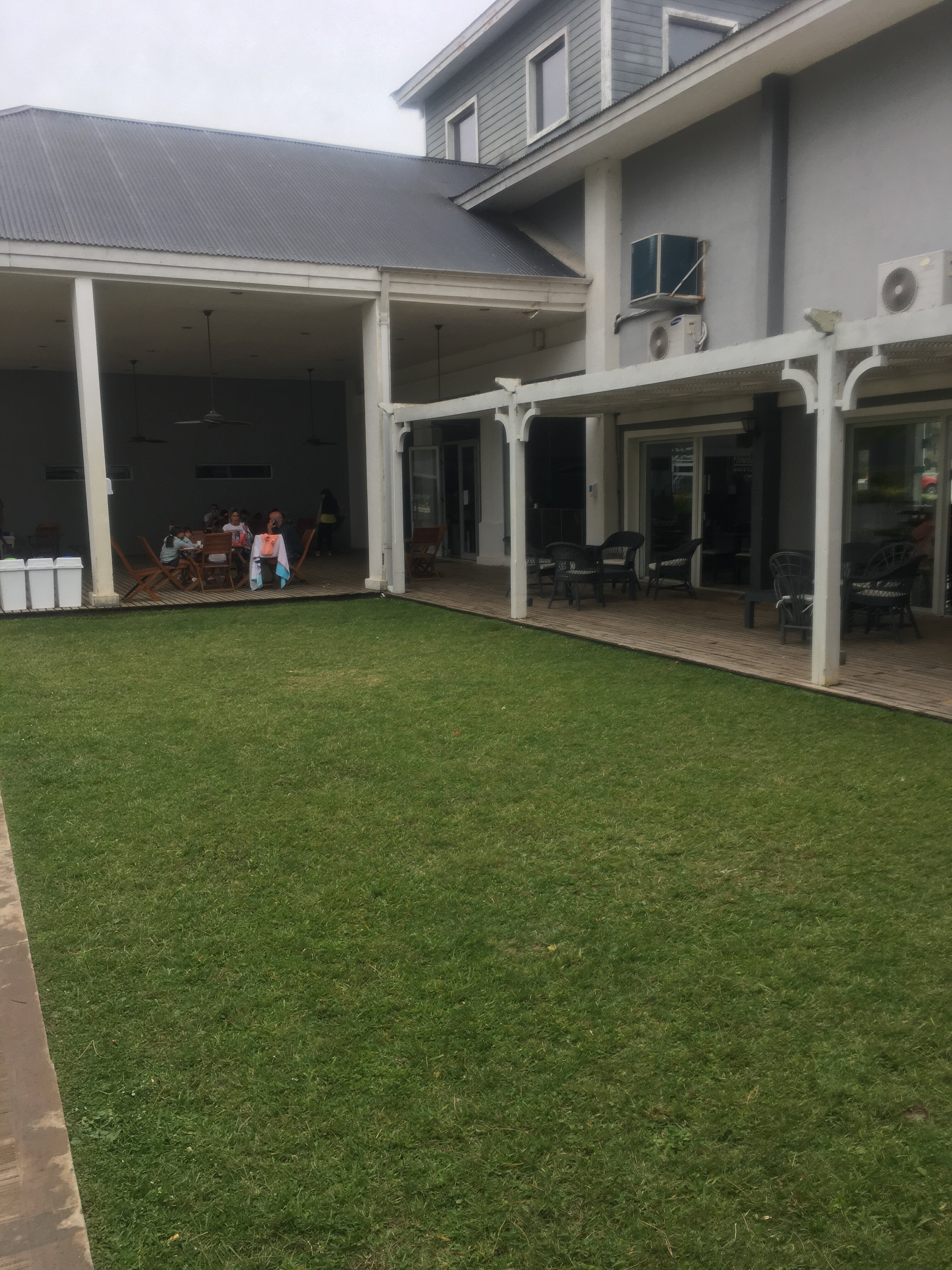 Howard Johnson Hotel and Convention Center Madariaga Carilo-餐饮