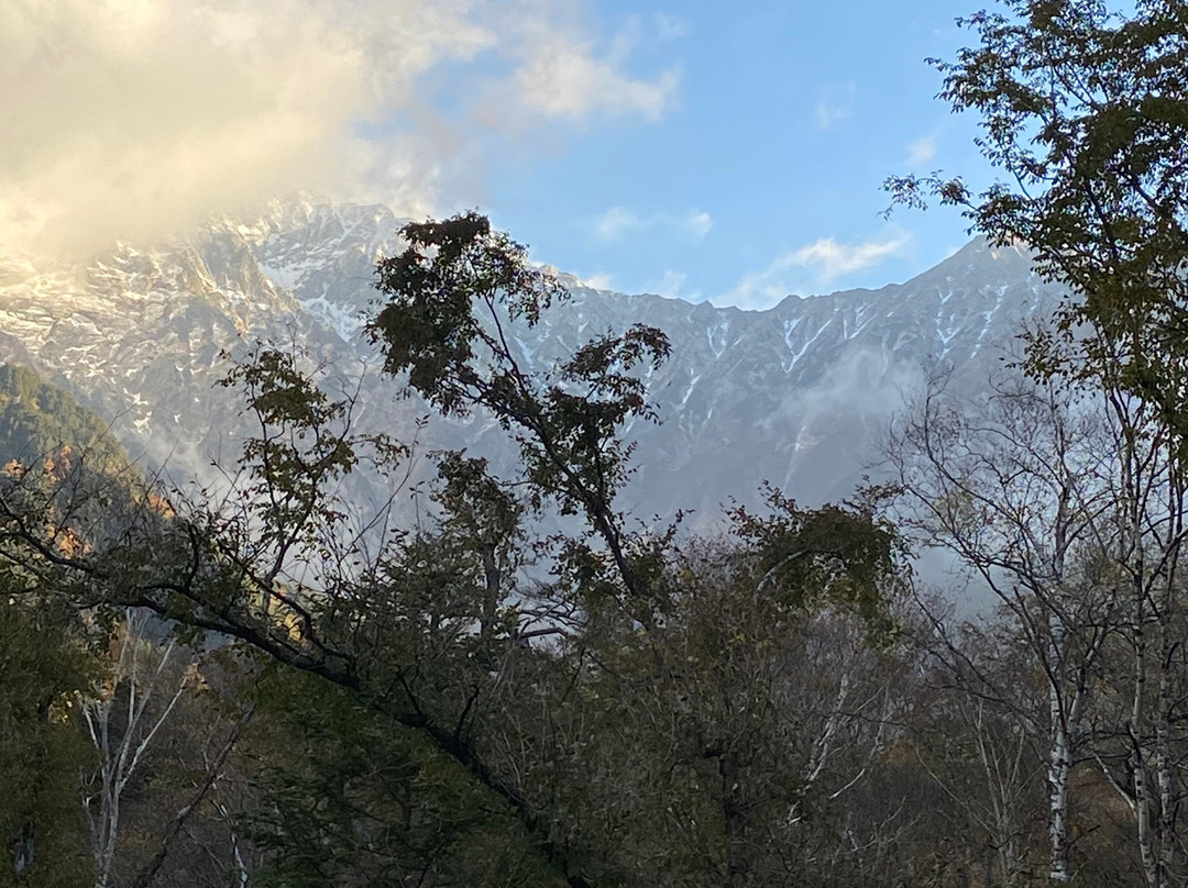 上高地帝国饭店主图