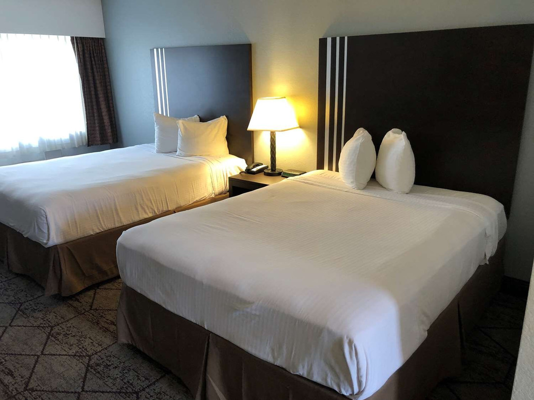 Best Western Plus Longbranch Hotel & Convention Center主图