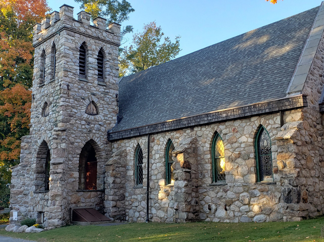 Cragsmoor Stone Church景点图片