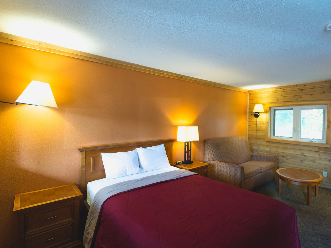 Trailside Lodge主图