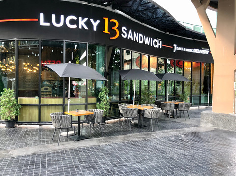 Lucky 13 Sandwich - On Nut