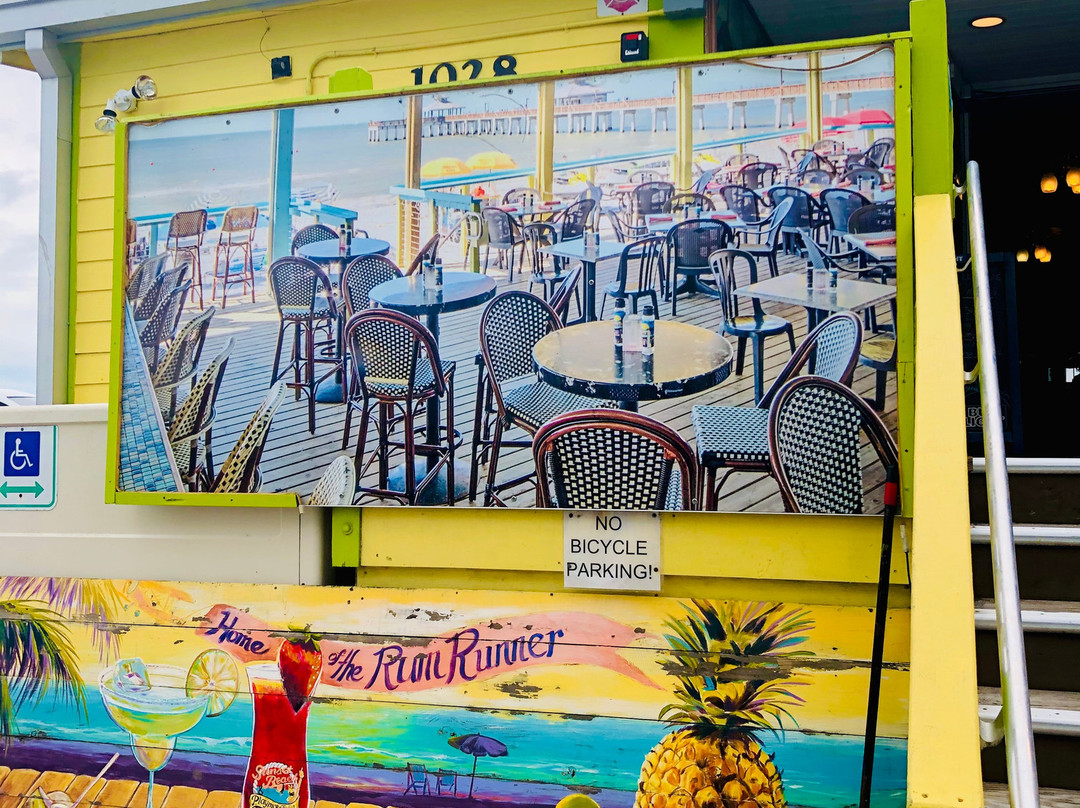 Times Square-迈尔斯堡海滩必去景点