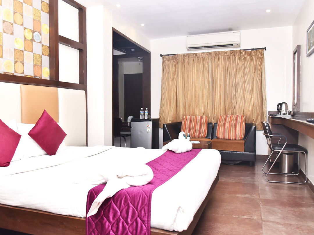 Hotel Tamizh Park主图
