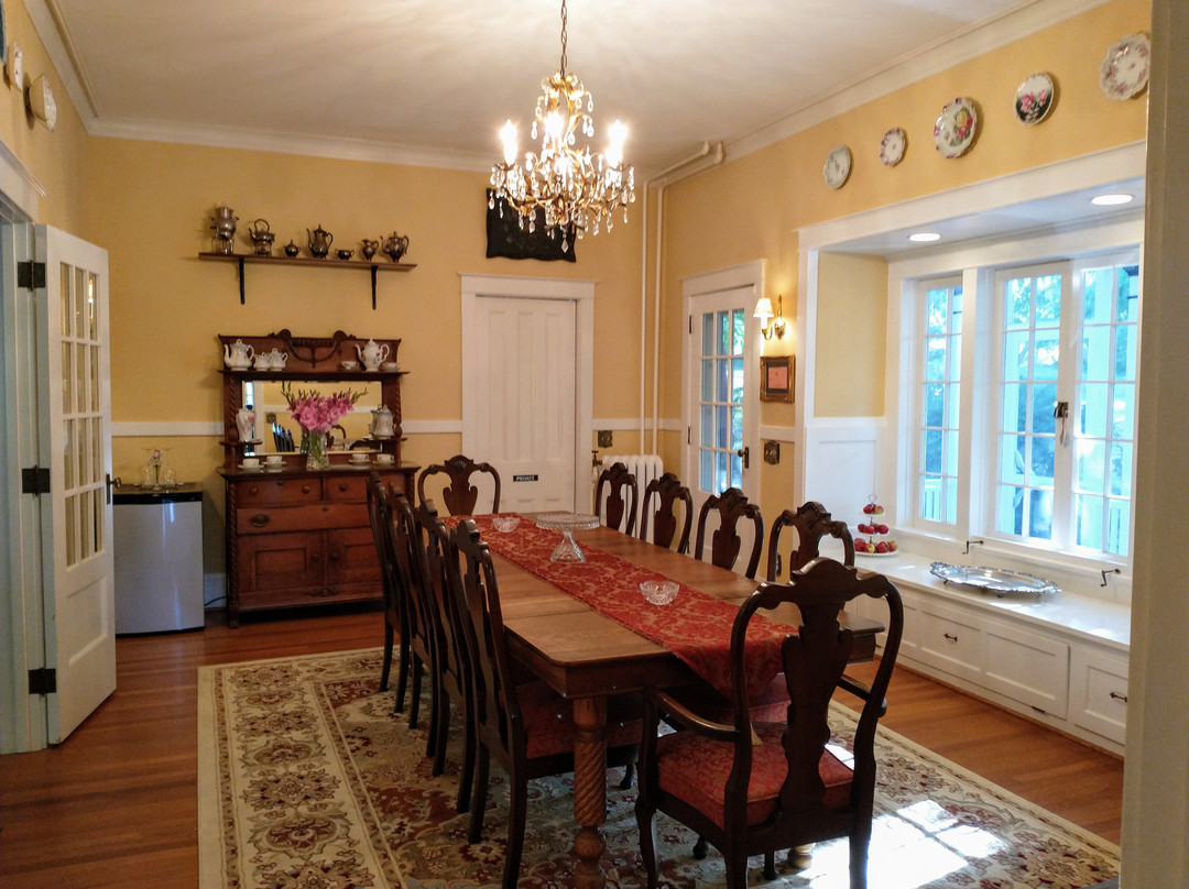 Finger Lakes Bed & Breakfast at Hutton Farm主图