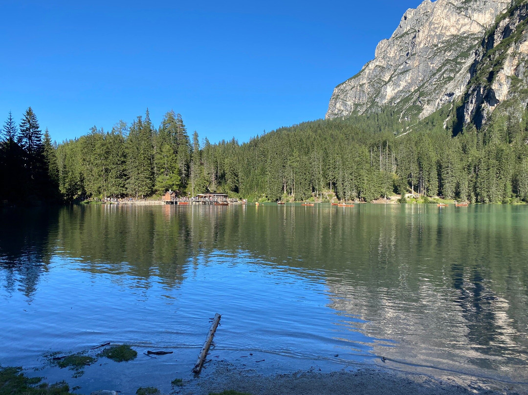 Lago di Braies景点图片