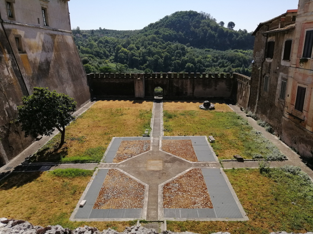 Castello Colonna - Centro Internazionale per l'Arte Contemporanea-Genazzano必去景点