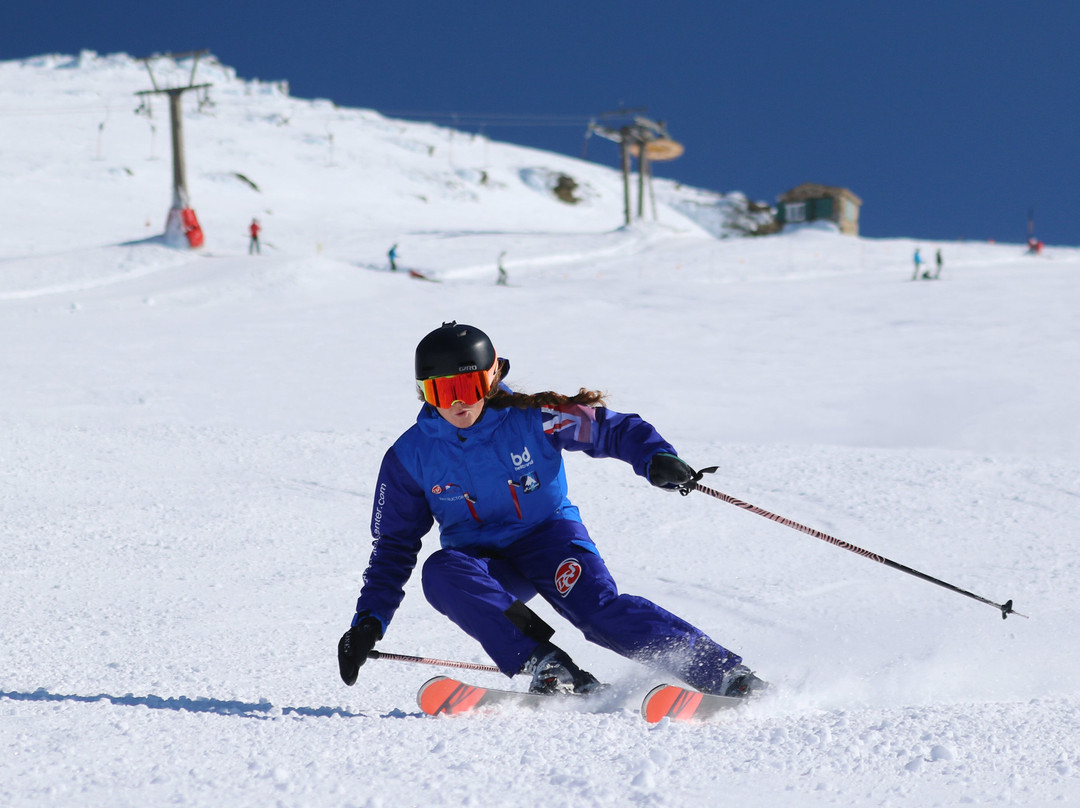 British Ski Center & Sierra Essence景点图片