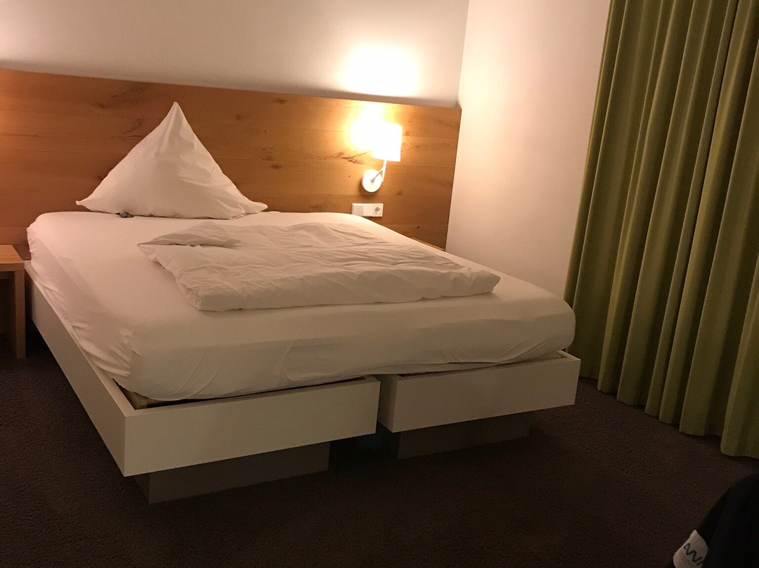 Landgasthof Hirsch主图