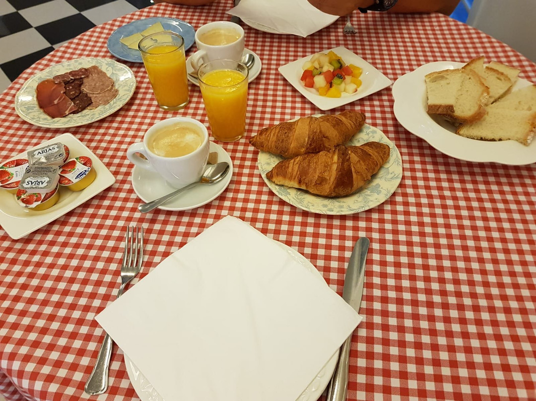 菲格雷斯公园酒店主图