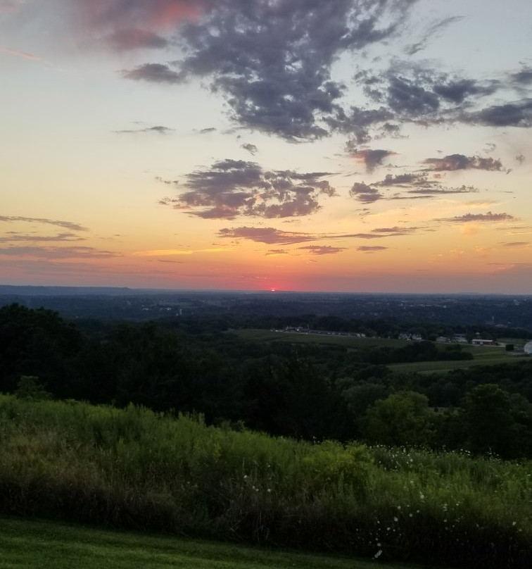 Horseshoe Mound-加利纳必去景点