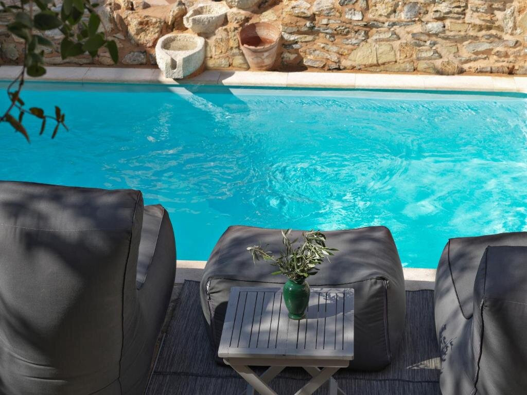 Cressa Ghitonia Village主图