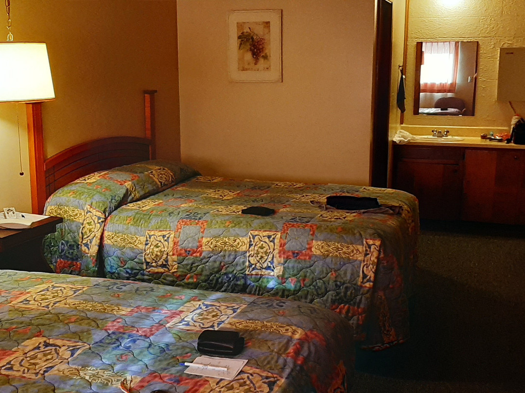 Black Gold Motel主图