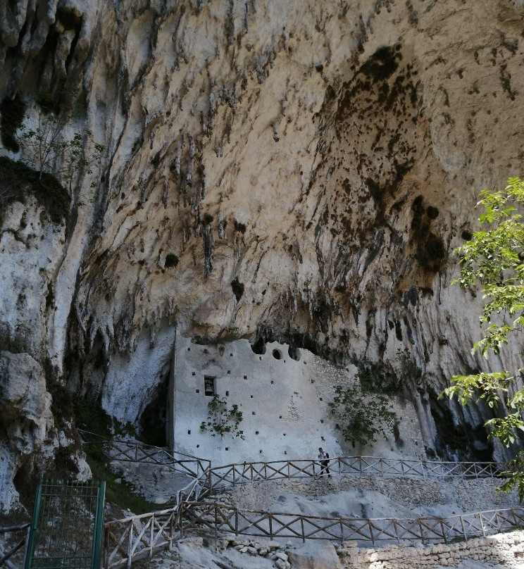 Madonna Del Fiume-Calabritto必去景点