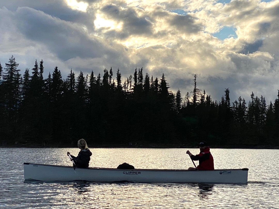 Mitchell's Canoe Kayak & Sup Sales And Rentals-鲍威尔里弗必去景点