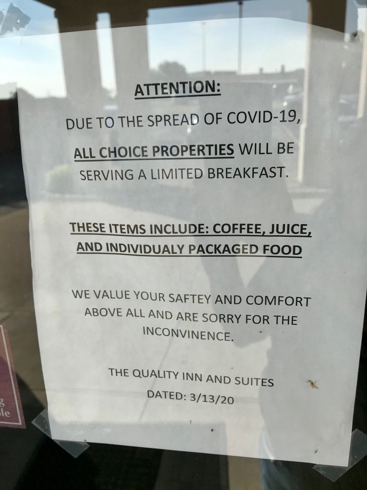 Quality Inn & Suites Omaha Chalco-浴室