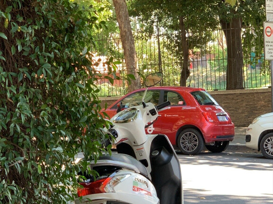 Roma Rent Scooter-罗马必去景点