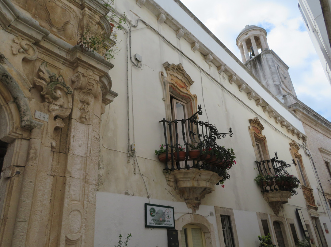 Palazzo Morelli-洛科罗通多必去景点