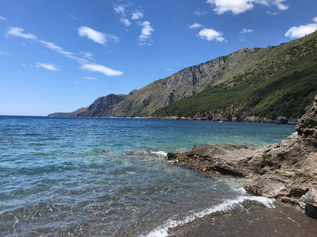 Spiaggia della Molara景点图片