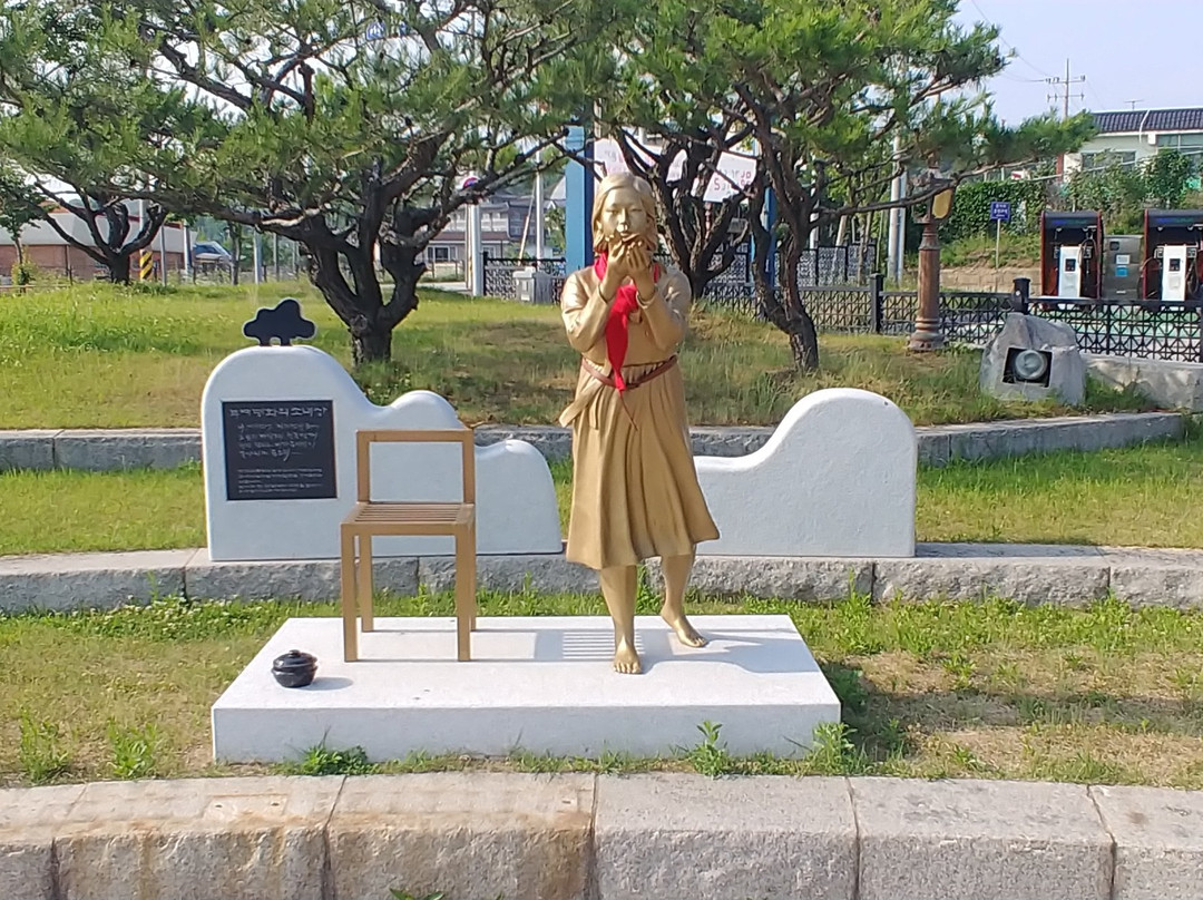 Statue of Peace-扶余郡必去景点