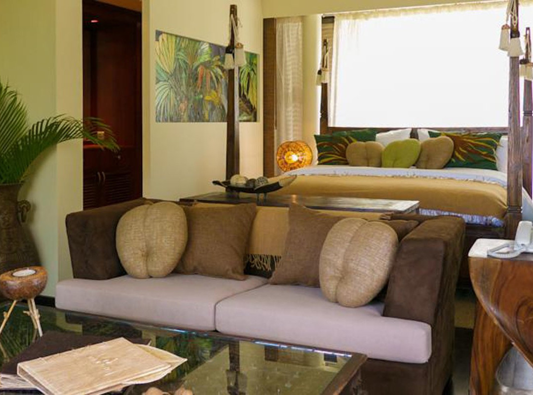 德瓦塔拉海滩酒店主图