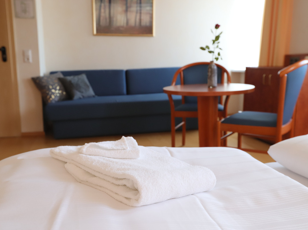 Espenau酒店住宿-Hotel & Restaurant Deutsche Eiche
