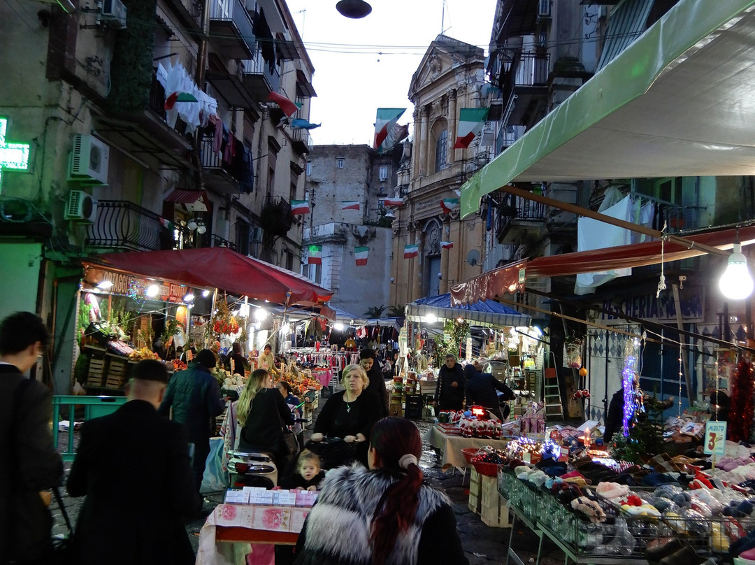 Mercato Borgo Sant'Antonio Abbate-那不勒斯必去景点