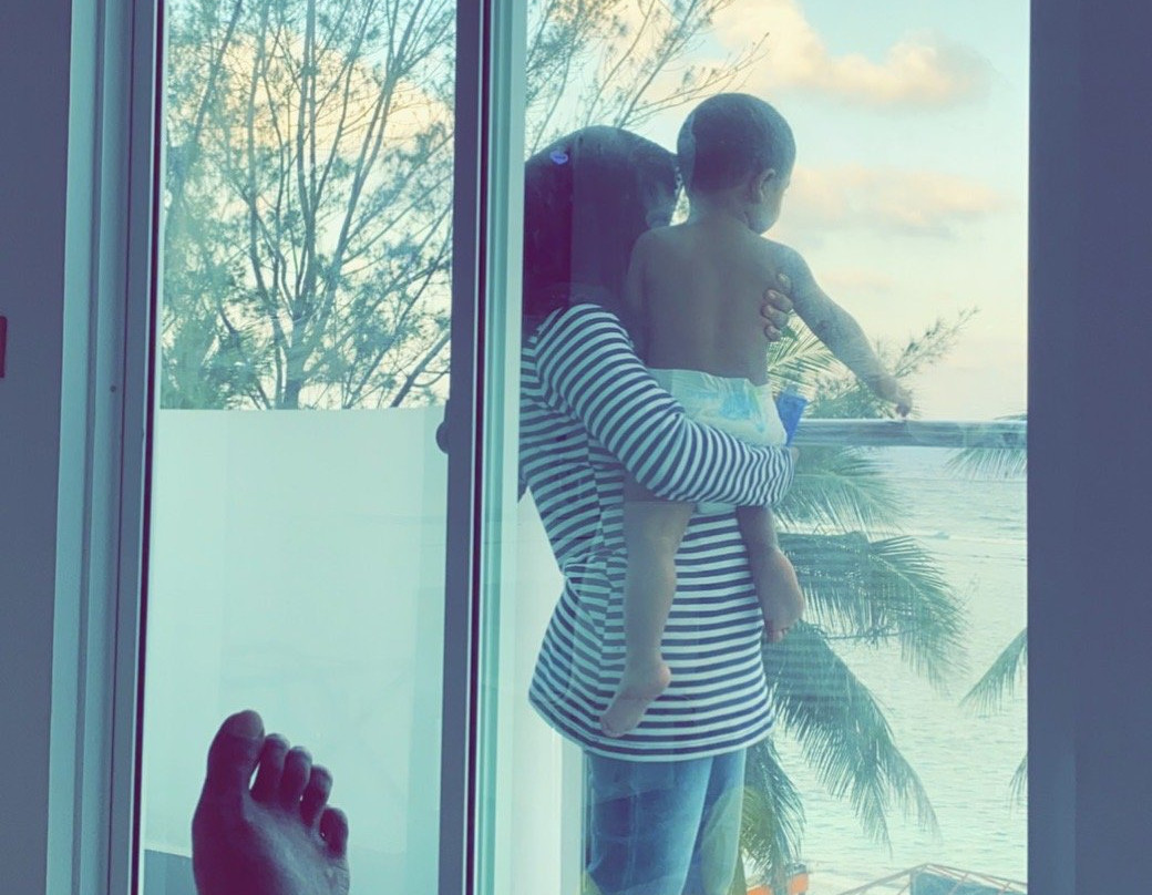 机场海滩酒店主图