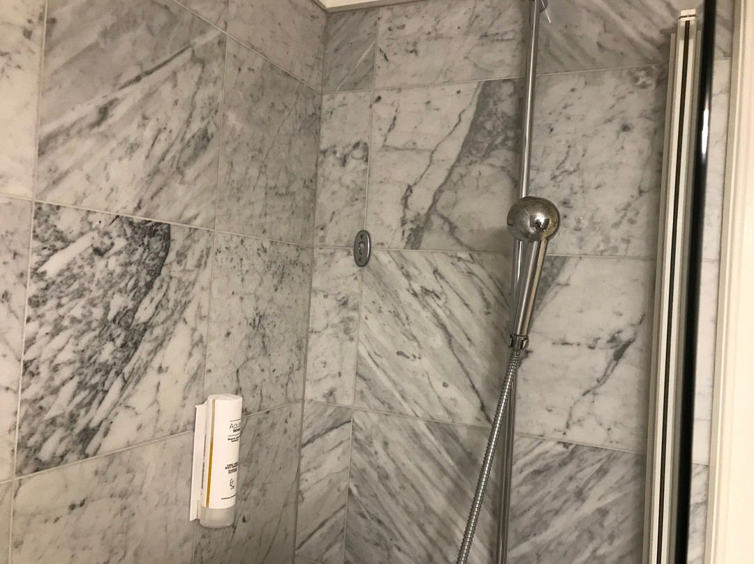 阿特摩斯酒店主图